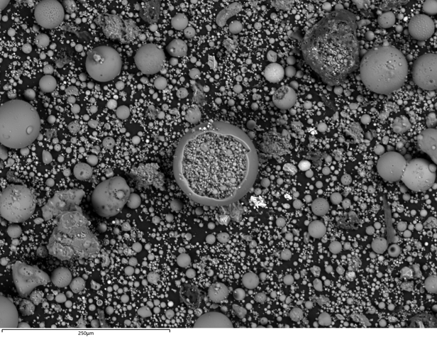 SEMによる 反射電子イメージング：フライアッシュ（セメント工場飛灰）