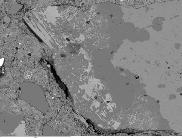 SEMによる 反射電子イメージング：コンクリート　構造観察